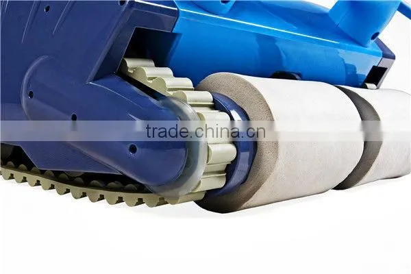 Automatic swimming pool cleaner robot