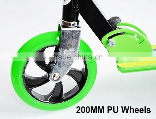 200MM PU wheels New electro scooter