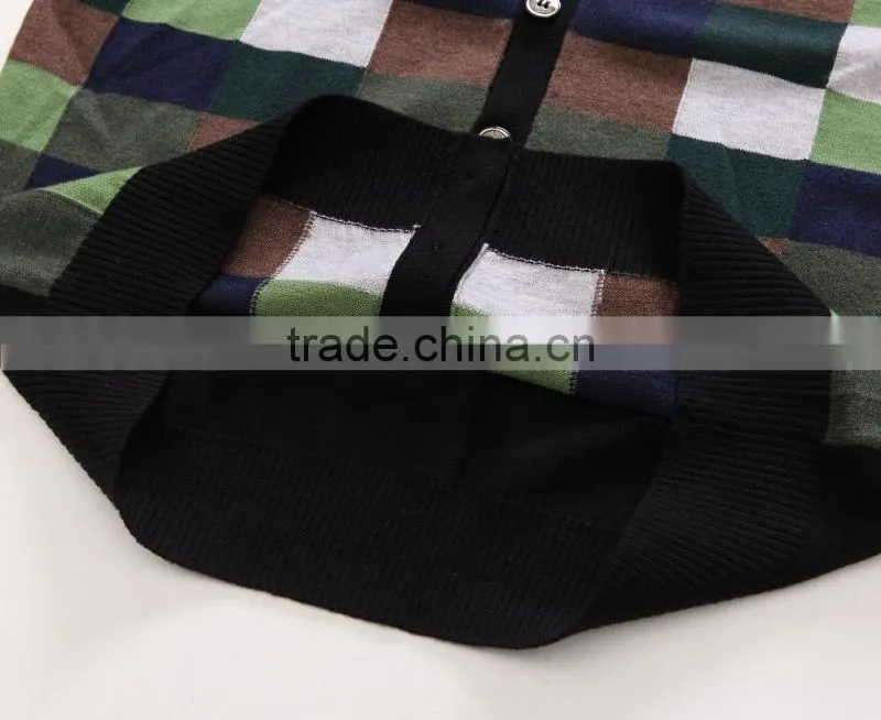 100% fine wool men's knitwear cardigan with check pattern