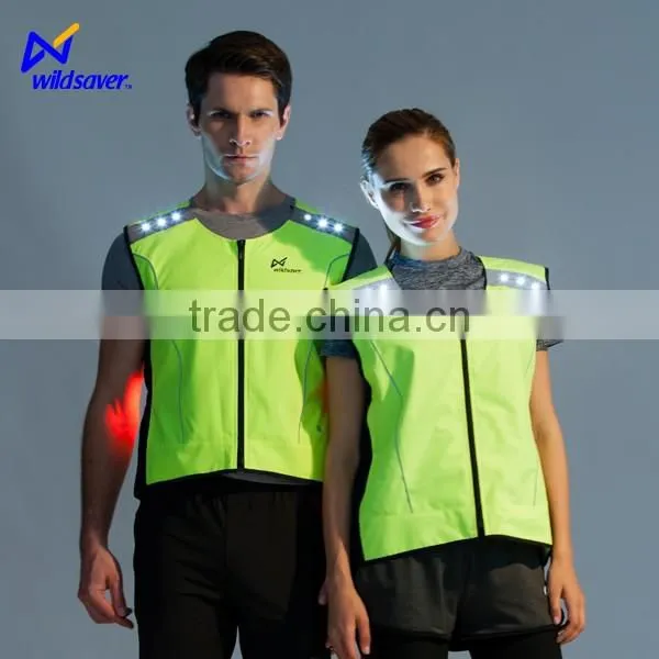 Wildsaver LED flashing night jogging suit men
