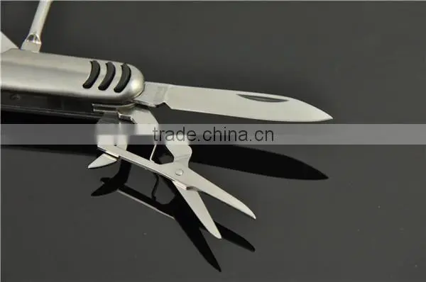 Outdoor Survival Folded hunting knives / Multi Use Folding Pocket Knife