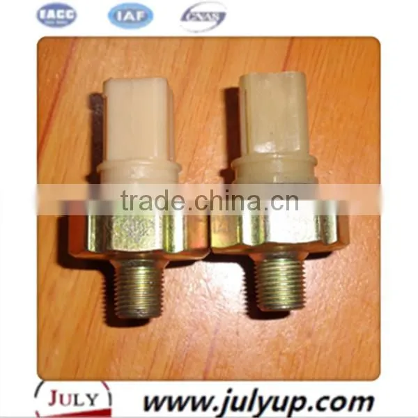 Dongfeng Chaochai 25240 89960 oil pressure sensor for engine parts