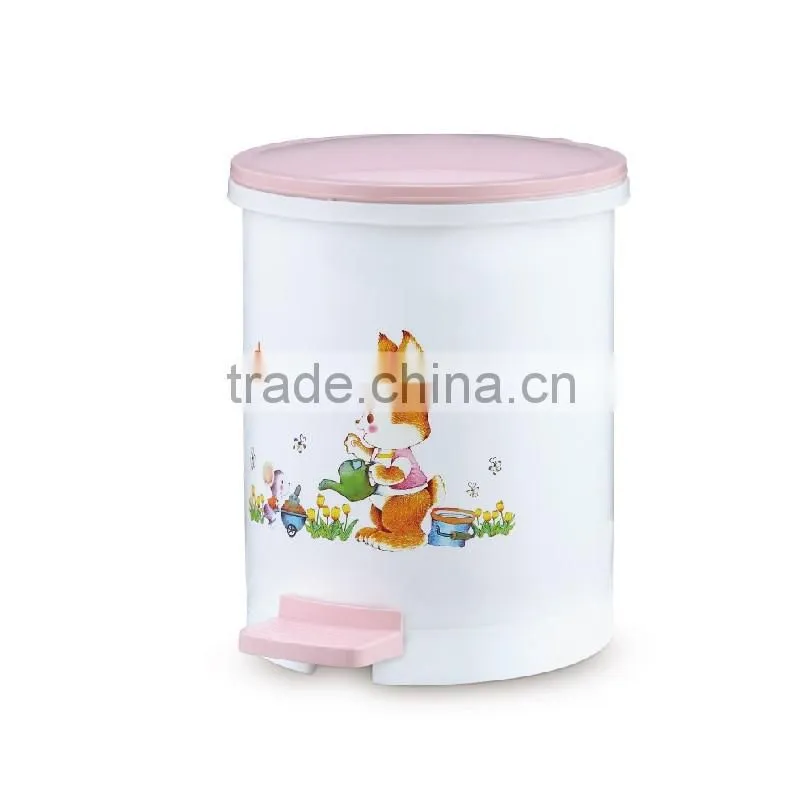Indoor PP plastic foot pedal garbage bin trash can for home use