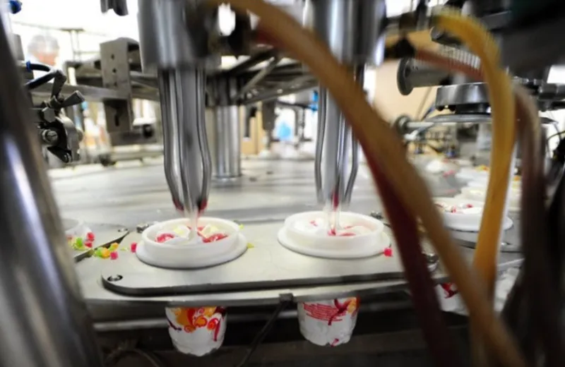 Linear 7000-9000cups/H Ice Cream Cup & Cone Filling Machine