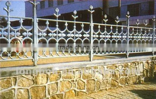 2015 Top-selling modern iron fence bracket design