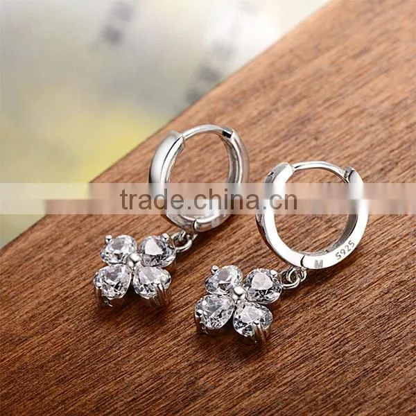 2014 factory high quality hot sell diamond 925 sterling silver earring