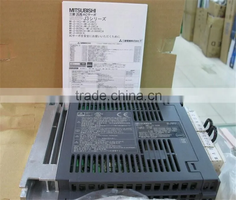 MR-J3-40A original new 1/3 phase AC220V 400w mitsubishi servo drive