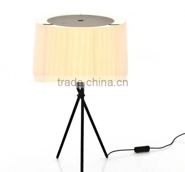 white, black, red folded fabric american style table lamp with acrylic top diffuser