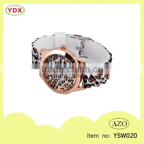 New Arrival flexible fashion leopard watch women