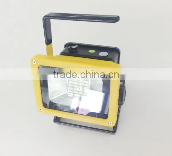 2015 hot sale cheap prices of China portable rechargeable 24*led emergency light