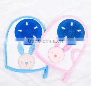 Baby bath brush