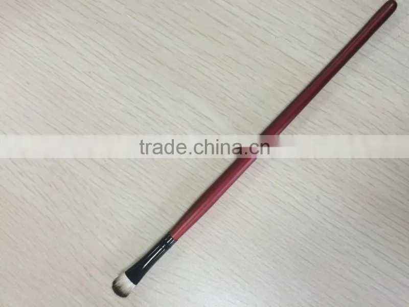 High quality hot selling professional shadow brush with wooden handle