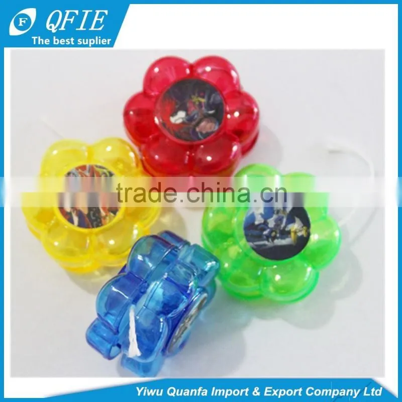 Promotion cute 2 inches hedgehog TPR light up stress puffer ball toy for capsule