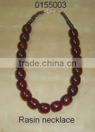 Emerald Imitation necklace
