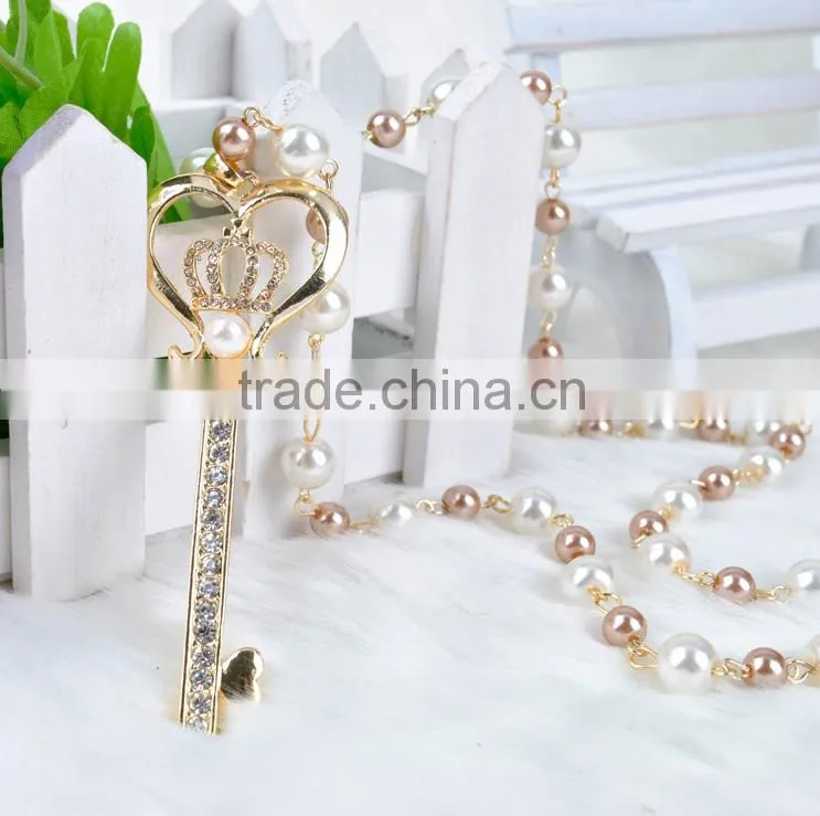 2016 hot sale new fashion simple jewelry women gold key luxury crown necklace