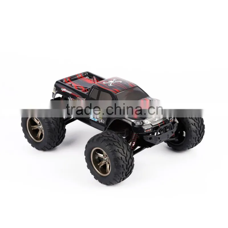 GPTOYS S911 Red 2WD 1/12 45km/h Off Road Remote Control Brush Truck