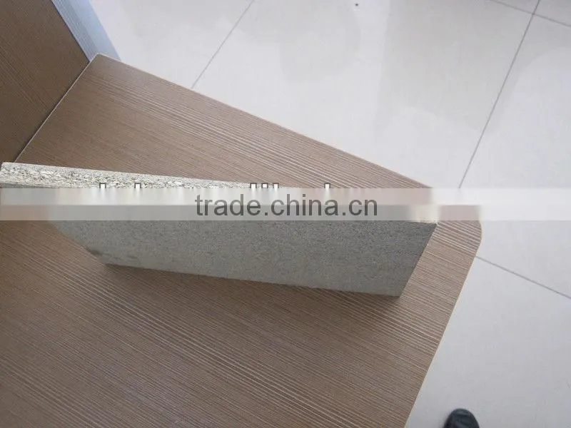 Melamine & green core Particle Board