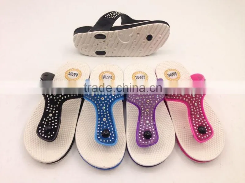 2016 New Sample Latest Fashion Lady Flip Flops PCU Slipper