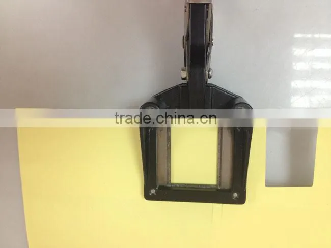 Hand Held ID Card License Photo Picture Punch Cutter