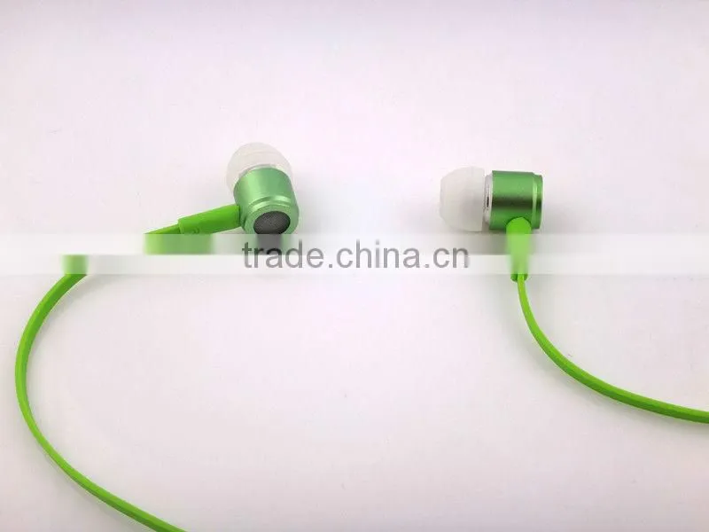 tangle free earphone