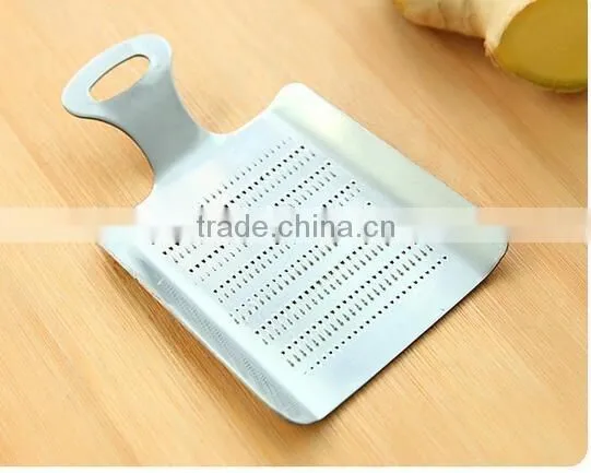 CY140 Stainless Steel Nonslip Handle Ginger Garlic Grater Shredder Silver Tone