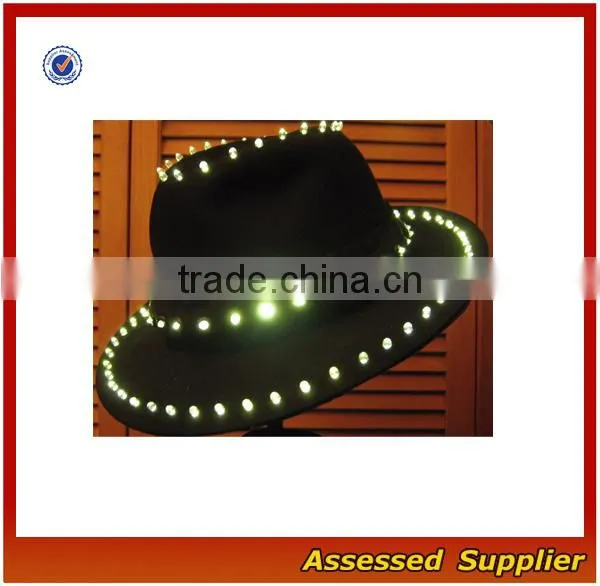 CA32 Deluxe hat with led outlines warm white light version
