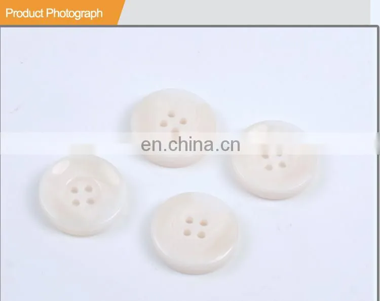 High Quality Fancy 4 holes Plastic Resin Button for Coats BP40542