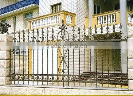 2015 Top-selling modern iron fence bracket design