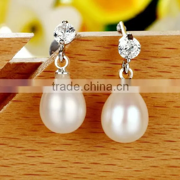 2014 Latest TOP Design Jewelry Wholesale Gold High Imitation Pearls Earrings