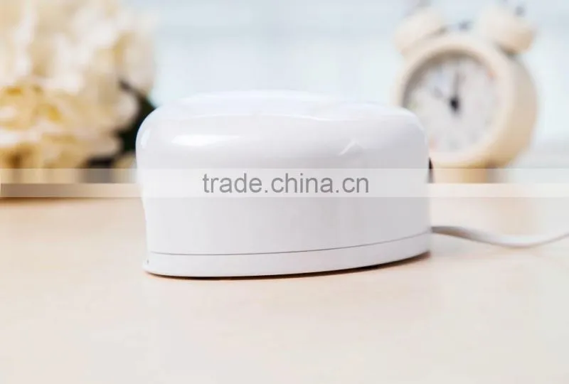 2015 professional Hot New Heart Shaped Led lamp 3W Portable Nail Dryer