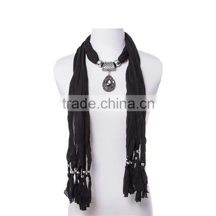 2016 New design tear drop shaped pendant scarf