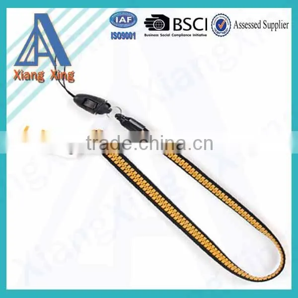 Customized logo cheap plastic diy promotional zipper lanyard