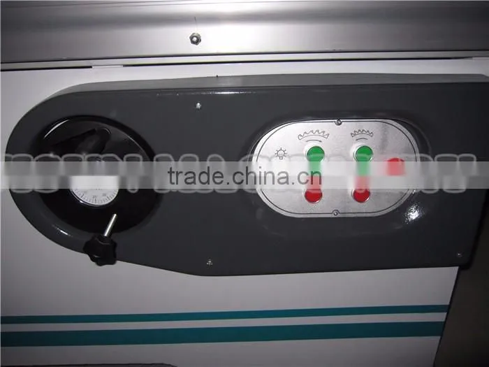 Horizontal 90 degree precision panel saw with a big blade and a small blade