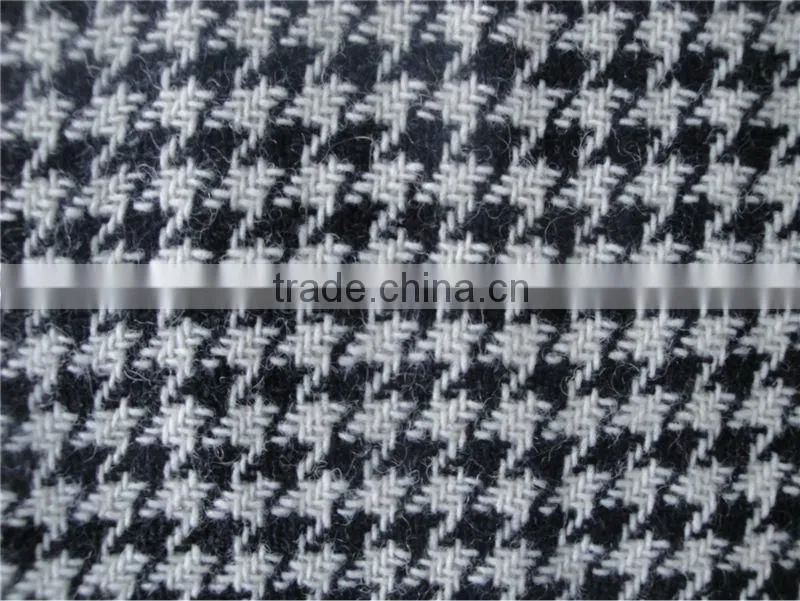 classical black and white houndstooth lady coat wool fabric