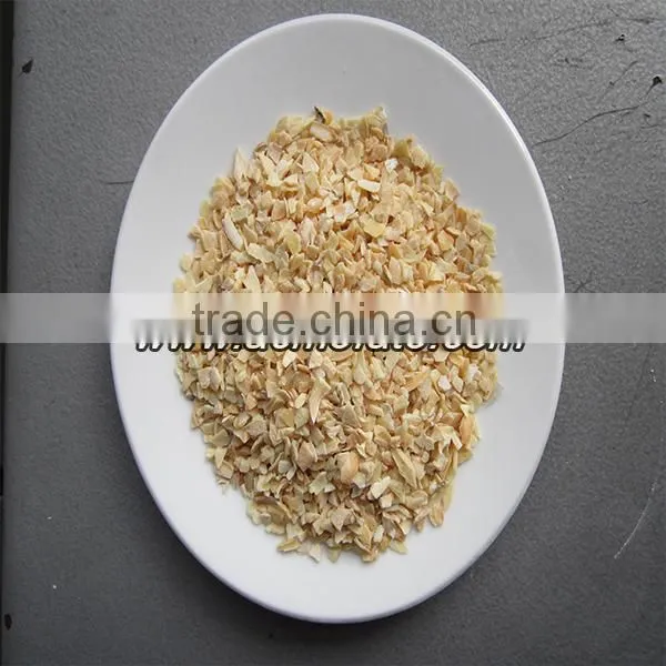 Dried Garlic Flake