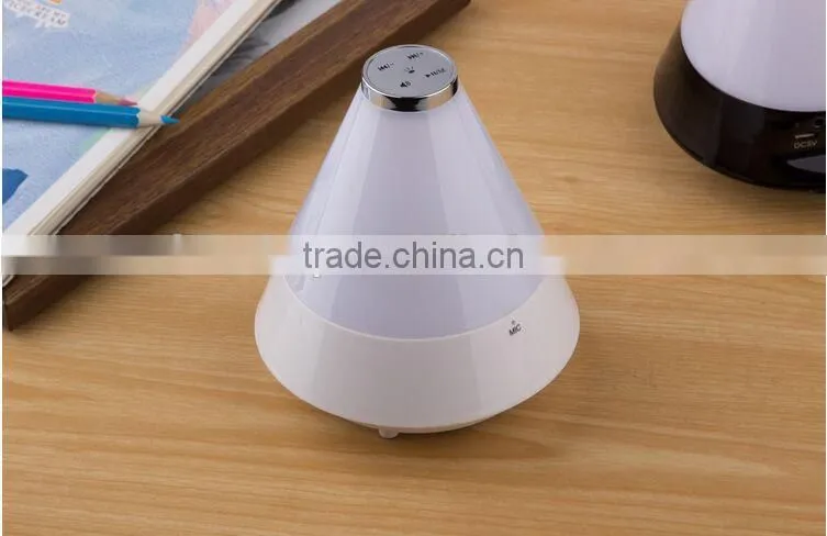 2015 LED Colorful LED Light Bluetooth Speaker 360 Degree Super Bass 3D Sound BT Speaker With FM Radio