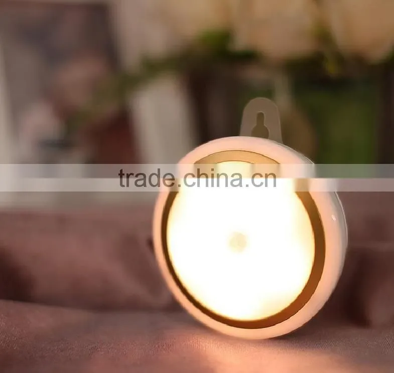 Portable body sensor night light