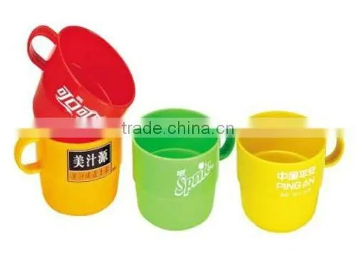 plastic cartoon cup/plastic baby cup