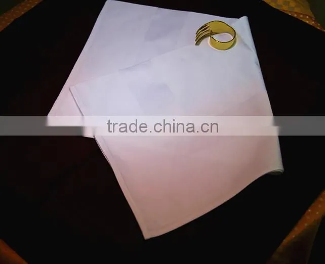 High quality factory direct price white piping dinner napkin