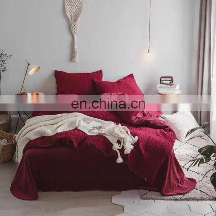 Decorative Warm Knitted Chenille Comforter Set Bedding