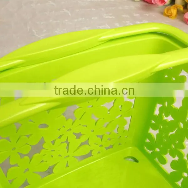 Plastics baskets with handle