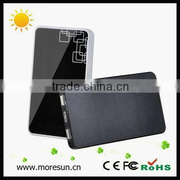 Hot selling emergency universal power bank solar charger