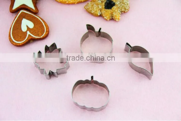 YangJiang factory manufature different animal shape stainless steel cookie cutter mold