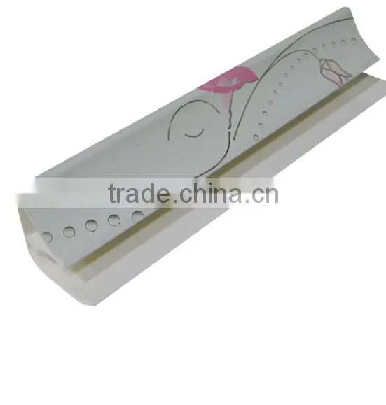 OUMEIJIA FUNCTIONAL PVC CORNER CLIPS FOR INTERIOR DECORATION