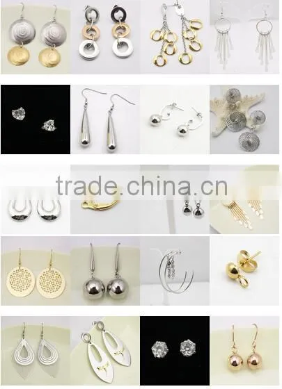 Trendy steel earring studs with clear crystal office lady stud earring with heart crystal