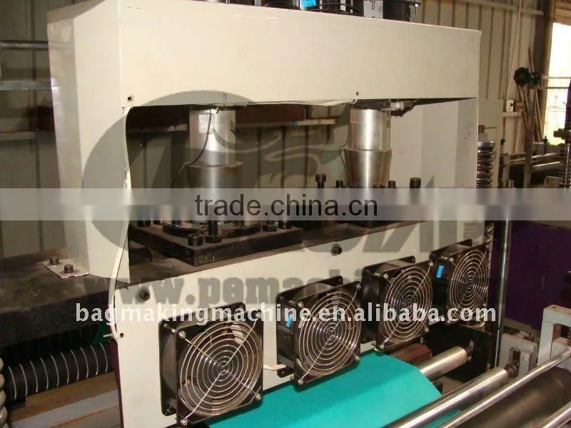 Hot Selling! Full automatic Non-woven flat bag making machine
