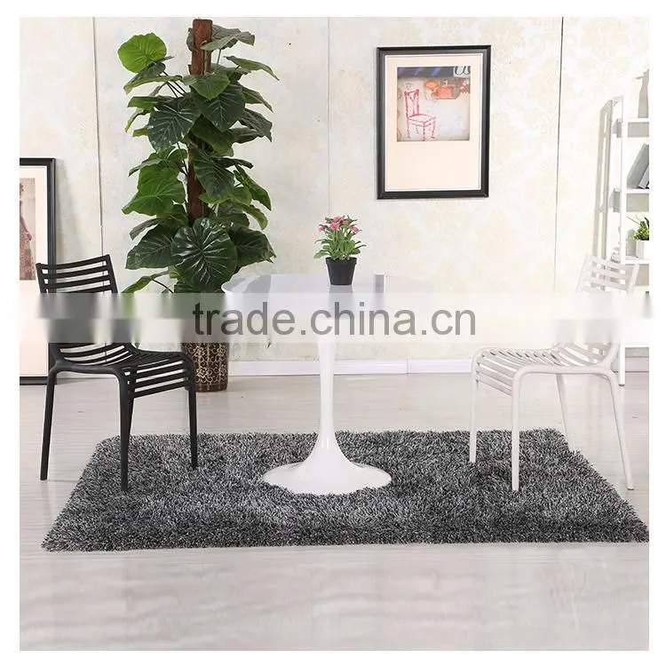 Cheap black and white plastic chair