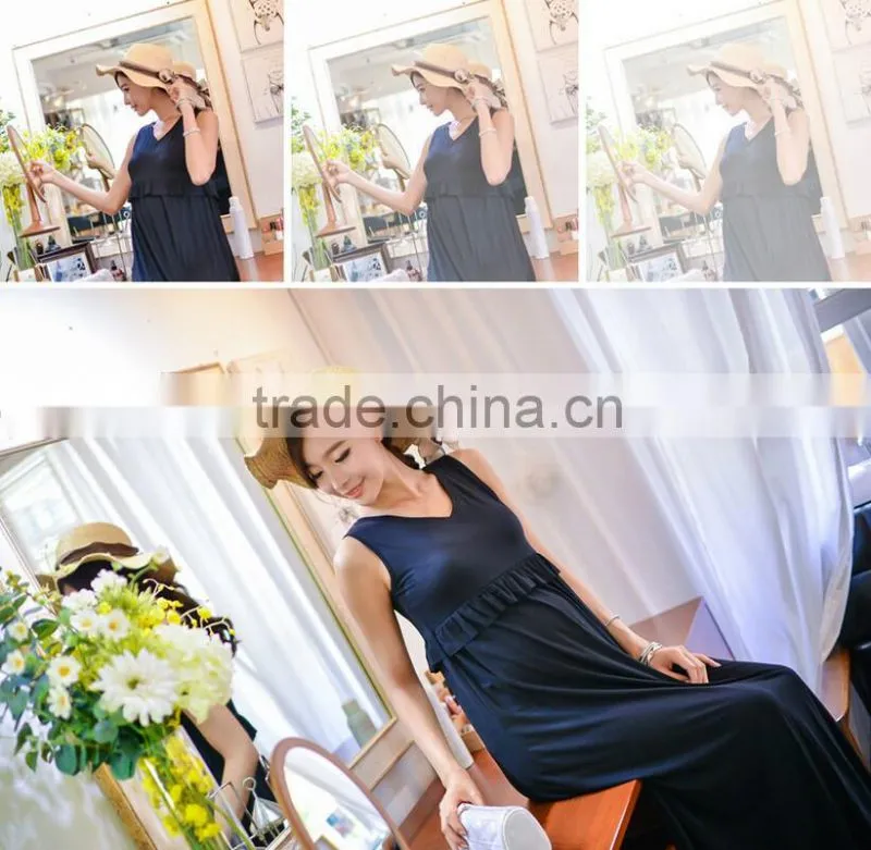 Long Pregnant Woman Maternity Dresses with Decorative Border