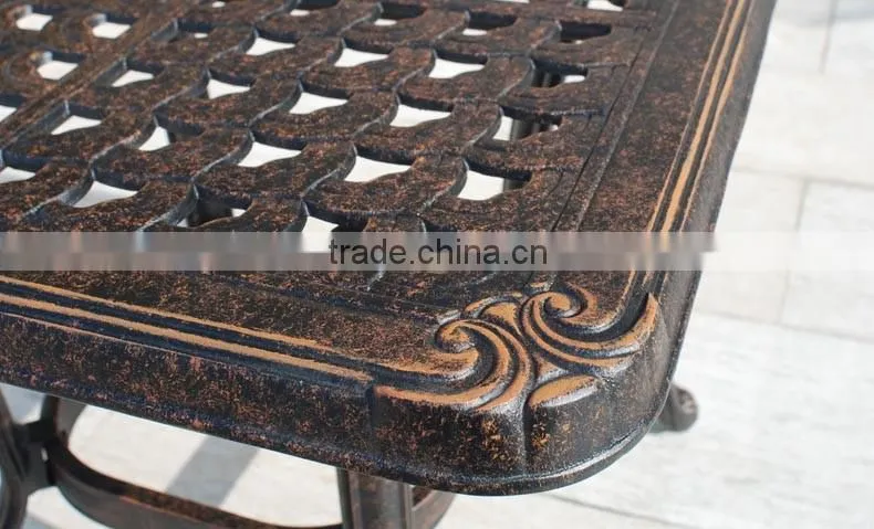 Best Selling High Quality Garden Furniture Cast Aluminium Dining Table Set in Patio
