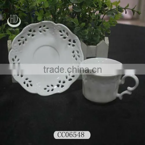 porcelain embossed dinner plate